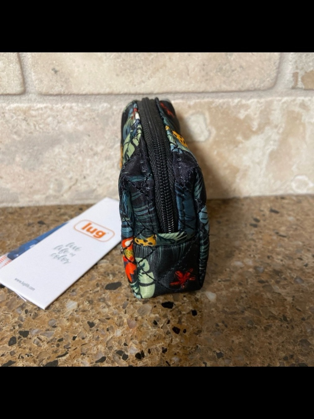 Lug Choo Choo Mini Pill Box - Picture 2 of 8